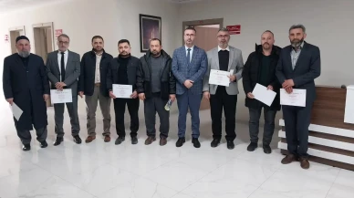 Amasya'da Din Görevlileri Belgelerini Aldı