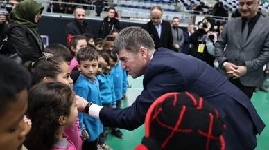 Amasya'da Okullarda Ramazan Ruhu: Vali Bakan Öğrencilerle