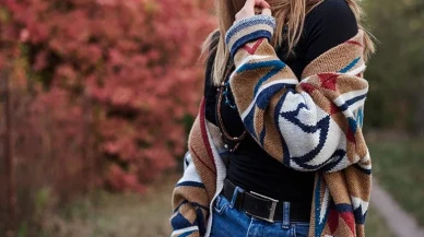 Kadınlarda 2026 Hırka Modası: Konfor, Şıklık ve Zamansız Parçalar Öne Çıkıyor