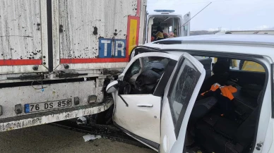 Merzifon Yolunda Sıkışmalı Trafik Kazası: 1 Yaralı