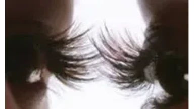 Kadınlarda 2026 Kirpik Bakım Ritüelleri: Doğallık, Sağlık ve Güçlü Bakışlar Öne Çıkıyor