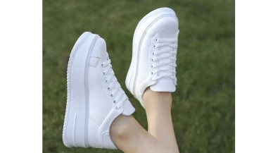 2026 Baharında Kadın Spor Ayakkabı Modası: Rahatlık ve Şıklık Aynı Adımda Buluşuyor