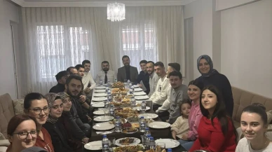 Merzifon’da AK Parti Teşkilatı Aynı Sofrada