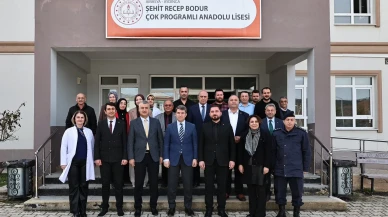 Amasya Valisi Bakan’dan Aydınca’da Eğitime Yakın Takip