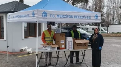 Mezarlık Ziyaretine Gelenlere Merzifon Belediyesi’nden İkram