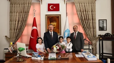Merzifon’da Başkanlık Koltuğu Çocuklara Emanet Edildi