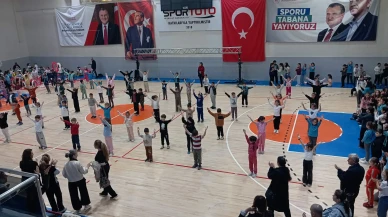 MERZİFON’DA 23 NİSAN HEYECANI: ÇOCUKLAR BAYRAMA HAZIR!