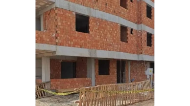 Suluova’da İnşaat İşçisi Çatıdan Düştü