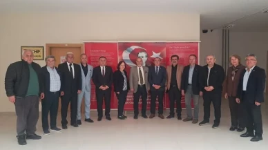 Siyasi Trafik Hızlandı: CHP Merzifon Mecitözü ve Anahtar Parti'de