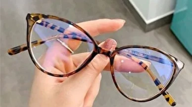 2026 Kadın Gözlük Modası: Cesur Çerçeveler, Retro Etki ve Renkli Dokunuşlar Öne Çıkıyor