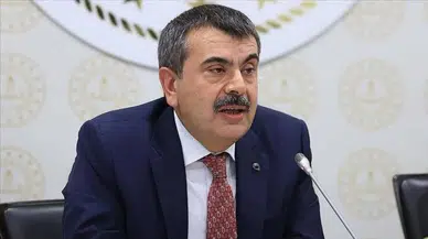 Milyonlarca öğrenci ve veliyi ilgilendiren değişiklik yolda: Ara tatiller tarih mi oluyor?