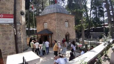 Akşemseddin Hazretleri Türbesine bayram tatilinde yoğun ilgi