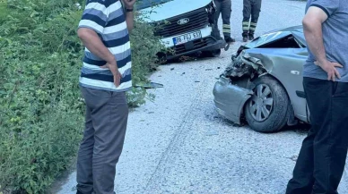 İki otomobil çarpıştı: 1 yaralı