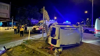 Amasya’da hafif ticari araç ile ambulans çarpıştı: 5 yaralı