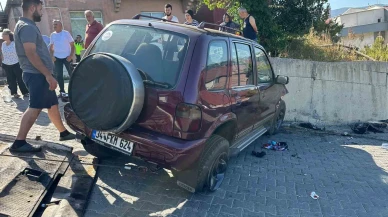 Otomobilin freni boşaldı, iki araca çarptı; 4 yaralı