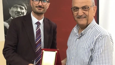 Amasya Üniversitesi’nde Vefa Buluşması: Öğr. Gör. Ahmet Değer Tütenk’e Anlamlı Veda
