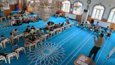 Merzifon’da Yaz Kur'an Kursları Başladı, Öğrencilere İkram ve Eğitim Verildi