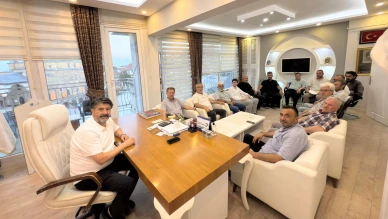 AK Parti Merzifon İlçe Teşkilatı Haftalık Yönetim Kurulu Toplantısını Gerçekleştirdi