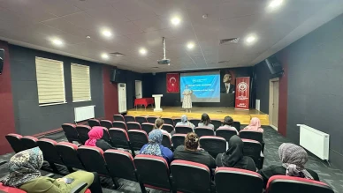 Amasya’da Aile ve Sosyal Hizmetler Personeline Sağlıklı Hayat Akademisi Eğitimi