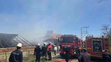 3 katlı binada yangın