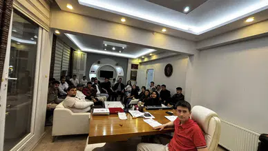 AK Gençlik Toplandı
