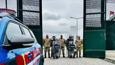 12 Düzensiz Göçmen Yakalandı