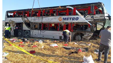 Merzifon’da Otobüs Faciası: 2 Ağır, 46 Yaralı