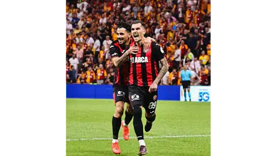 Kyziridis Bir Gecede Tarihe Geçti!