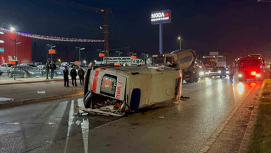 Çorum’da Ambulansla Otomobil Çarpıştı: 6 Kişi Yaralandı