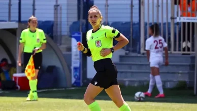 Amasyalı Kadın Hakem Bugün Süper Lig'de Düdük Çalacak!