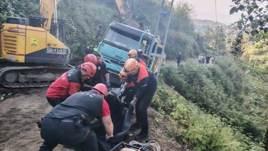 Kamyon Sürücüsü Kazada Hayatını Kaybetti