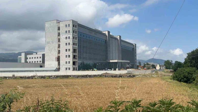 Hastane İnşaatında İş Kazası! 18 Metreden Düşen İşçi Yaralandı