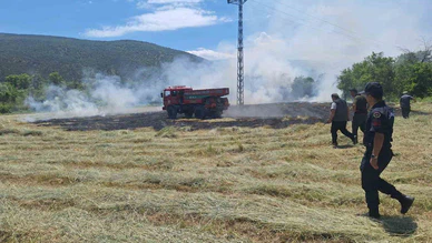 Anız Yangını Ormana Sıçramadan Söndürüldü! Ekipler Felaketi Önledi