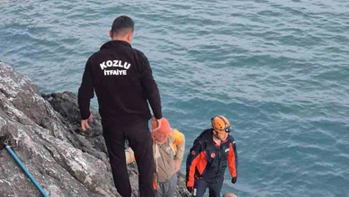 Kayalıklardan Düşen Balıkçıyı Tekne Kurtardı