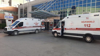 Otomobili Kurşunladı, 1 Kişi Ağır Yaralandı