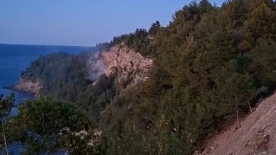 Gizemli Cisim Düştü, Orman Alev Aldı!