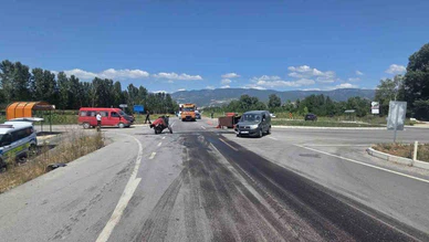 Traktör ile Hafif Ticari Araç Çarpıştı: 1’i Ağır 5 Yaralı