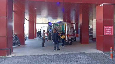 Otomobil Şarampole Devrildi: Aynı Aileden 1 Ölü, 3 Yaralı