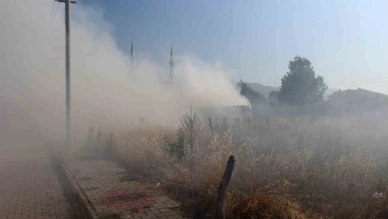 Hurda deposunda yangın: Dumanlar gökyüzünü kapladı