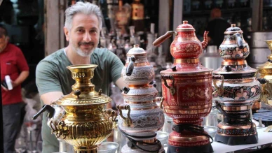 İstanbul’da taksiciliği bırakıp memleketine döndü, şehrin son semavercisi oldu