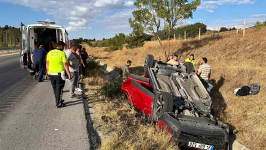 Çorum’da otomobil takla attı: 2 yaralı
