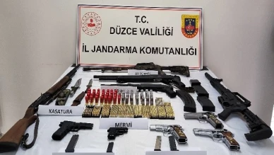 Havaya ateş edip sosyal medyada yayınlayan 8 kişi yakalandı