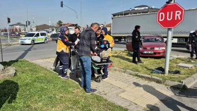 Kavşakta otomobiller çarpıştı: 6 yaralı