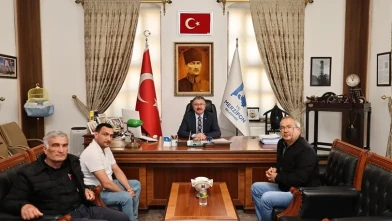 Başkan Alp Kargı, Belediyede Misafirlerini Ağırlamaya Devam Ediyor