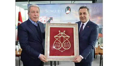Akar’dan Dere’ye Övgüler