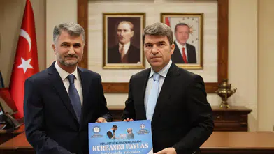 Amasya Valisi Bakan’dan Kurban Bağışı