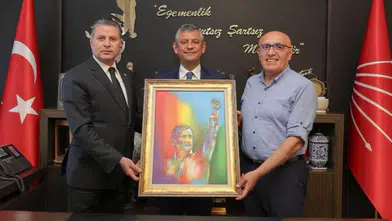 Amasya'dan Özgür Özel'e Anlamlı Ziyaret