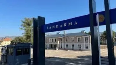 Uyuşturucu ve Rüşvetten 1 Komiser 2 Polis Gözaltına Alındı!