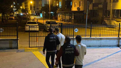 Uyuşturucu Operasyonu: 8 Gözaltı