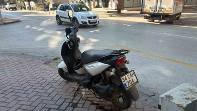 Otomobil ile Motosiklet Çarpıştı: 1 Yaralı